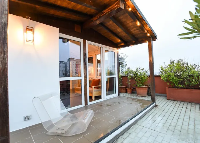 I-host Terrace - Savona 112 * Милан